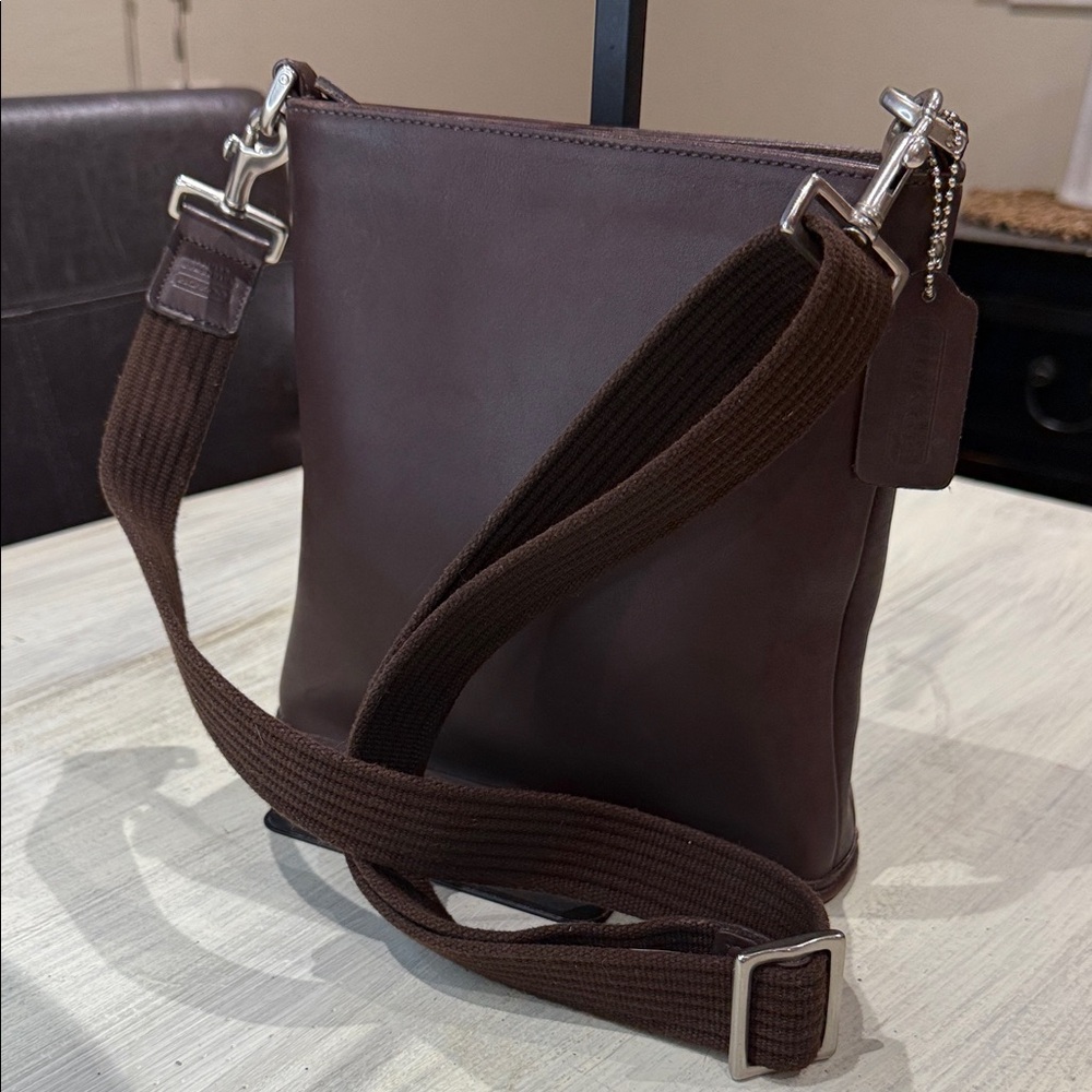 Vintage Coach Dark Brown Leatherwear Messenger/Crossbody Bag-AOD-9433